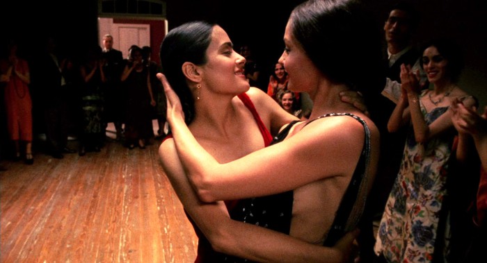 Salma Hayek e Ashley Judd nel film Frida 2002